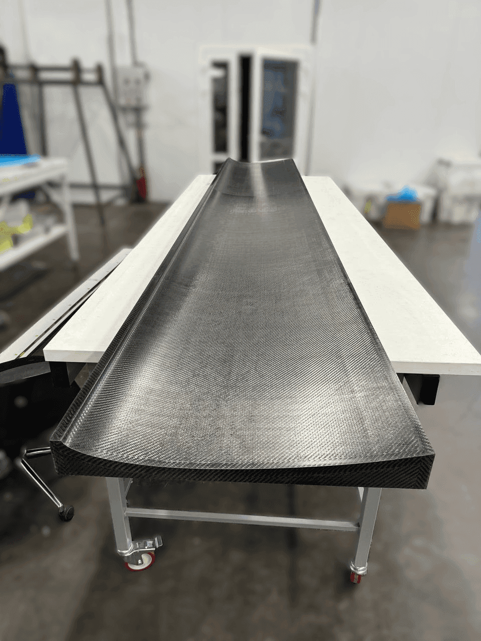 Uavos 和 Mira Composites 对 ApusNeo 高空平台飞行器进行了试飞2.jpg